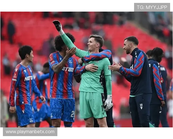 在ManBetX平台上参与英超水晶宫比赛，体验最专业的足球赛事投注服务